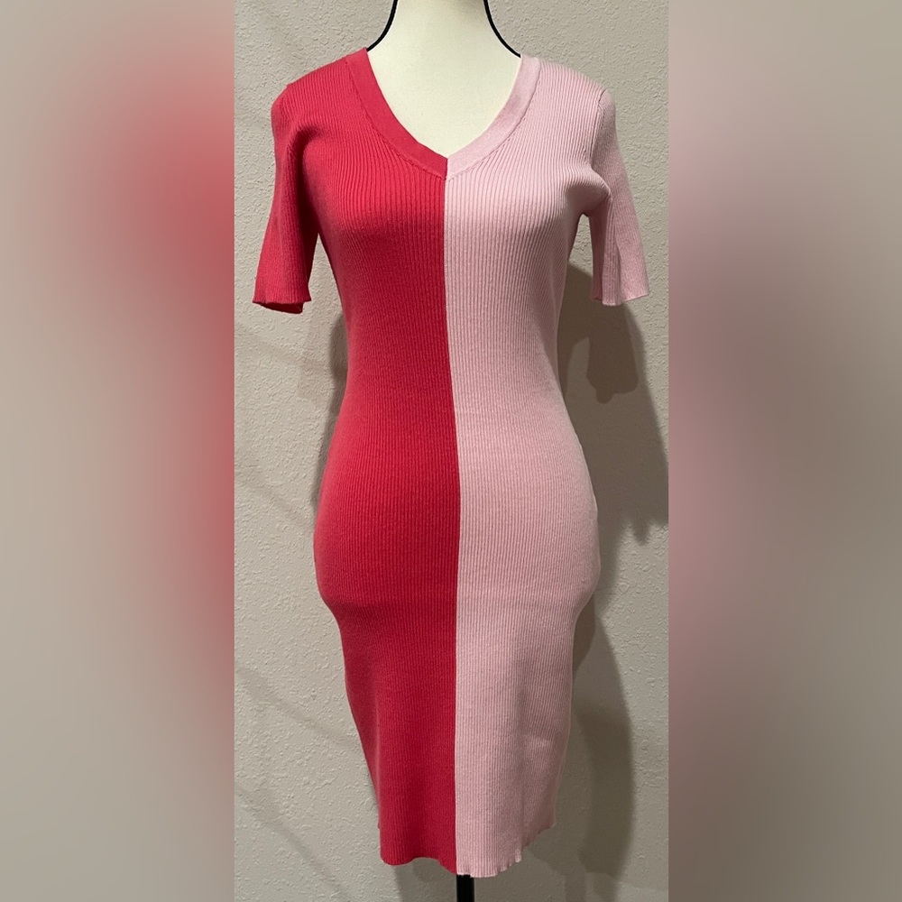 NINA Leonard Knit Colorblock Sweater Dress SZ S New With Tags Pink Short Sleeve